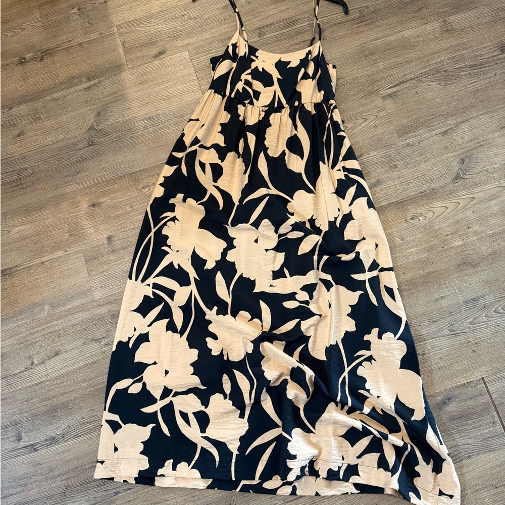 A New Day Women’s Black & Cream Floral Maxi Dress